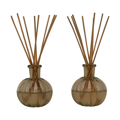 Amia Diffuser Set with brown glass vessels and wooden sticks for Lavender & Oudh scents